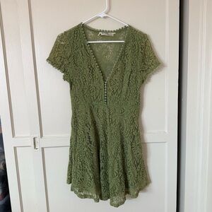 Elegant Green Lace Dress